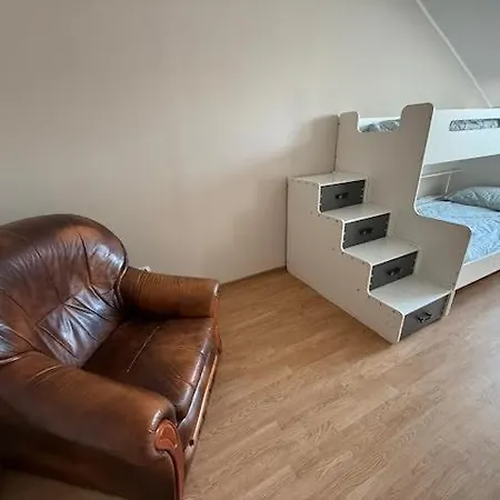 Zuza Self Check-in Parking, Cisza, Zielen *