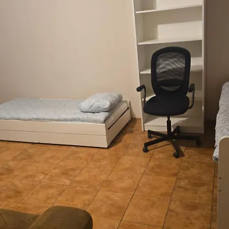 Zuza Self Check-in Parking, Cisza, Zielen *