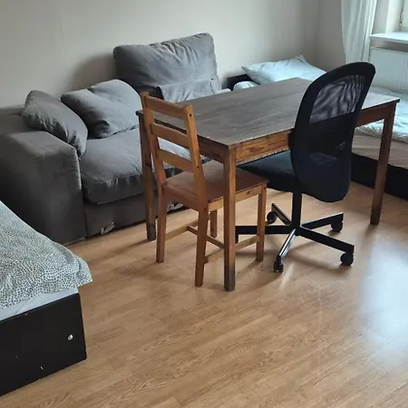 Zuza Self Check-in Parking, Cisza, Zielen Гостевой дом Познань