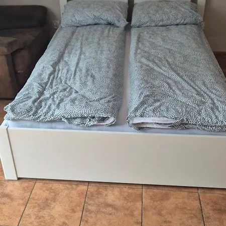 Zuza Self Check-in Parking, Cisza, Zielen *