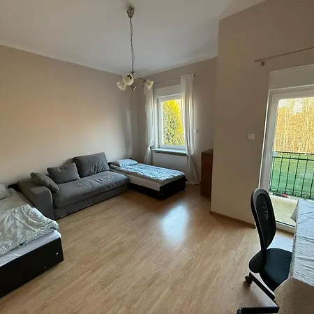 Casa de hóspedes Zuza Self Check-in Parking, Cisza, Zielen