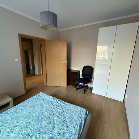 Casa de hóspedes Zuza Self Check-in Parking, Cisza, Zielen